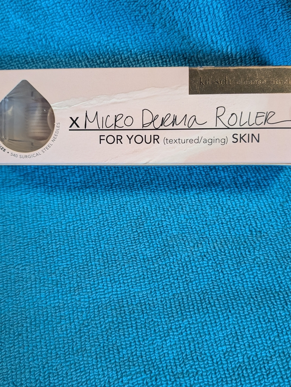 Almost Famous Micro Derma Roller - Pink and Silver